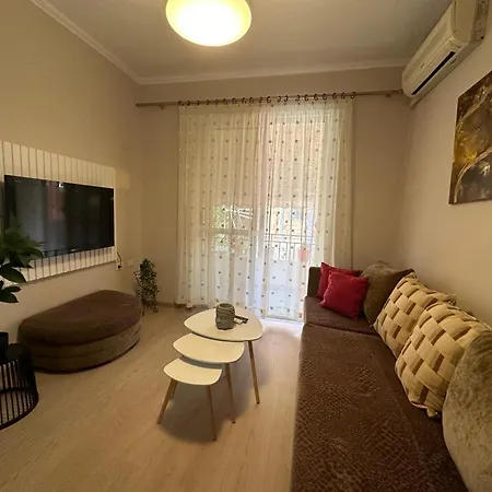 Tirana Apartment *
